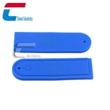 Chine étiquettes de blanchisserie RFID UHF silicone fabricant
