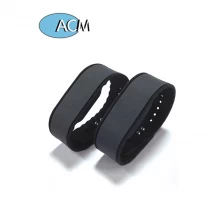 China New Style fitness club smart watch bracelet 13.56MHz passive ICODE SLIX RFID silicone wristband price manufacturer