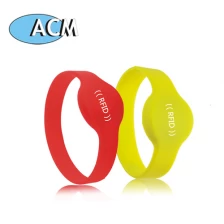 China Customized Silicone Wristband manufacturer