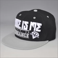 Chine 3d soulevé casquettes snapback broderie fabricant