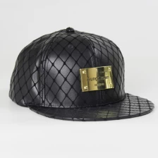 China Black leather fitted snapback hat wholesale fabrikant