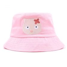 China eenvoudige borduurwerk roze babyemmer hoeden op maat fabrikant