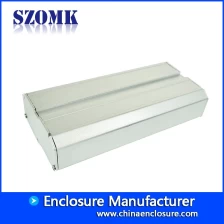 China SZOMK aangepaste aluminium extrusiebehuizingen van hoge kwaliteit voor elektronische apparatuur / AK-C-B71 / 25 * 54 * 110 mm fabrikant