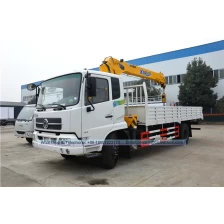 porcelana 4*2 Dongfeng Kingrun 6.3 toneladas Camión de grúa con escalera fabricante