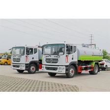 porcelana China Equipo de saneamiento Suck Truck Camioner Alcantarillador Camión limpio para la venta fabricante