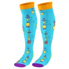 China Großhandel Custom Knie hohe Trampolin Socken rutschfeste Socken Hersteller