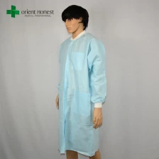 中国 使い捨て静電気防止白衣のための最高の品質のサプライヤー、SMS医療使い捨ての服は、使い捨て病院のSMSの服卸売します メーカー