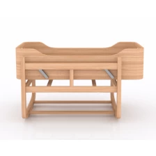 Chiny Rubber wood baby bed producent