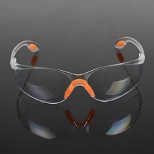 China Medizinische Schutzbrille für Erwachsene Augenschutzbrille Staubdichte Arbeitsschutz-Schutzbrille gegen Windschutz Hersteller