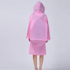 Chine Fashion EVA Men And Women Poncho Jacket With Hood Ladies Waterproof Long Translucent Raincoat Adults Outdoor pink  Rain Coat fabricant