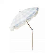 ประเทศจีน Wooden Pole 190T Pongee Fabric Beach Umbrella ผู้ผลิต