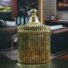 Cina 2017 nuovo stile oro candelabri economici oro candela titolari di vetro alla rinfusa candela portabastoncini all'ingrosso produttore