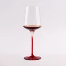 Cina Bicchieri di vino acrilico blu rosso grigio gambo in vendita produttore