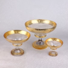 China Mid-east Design Gold Plating Bohemia Glass Fruit And Candy Bowl Set With Tall Foot fabrikant