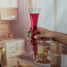 Çin Satılık boynuz şampanya bardağı toptan özgü plaj cam üretici firma