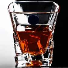 Chine Carré personnalisé scotch verres à whisky gros fabricant
