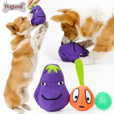 Chine 3-in-1 eggplant set, radish, slow food, bite-resistant TPR sniffing toy, IQ educational dog toy fabricant