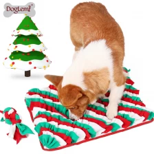 China Christmas Pet Gift Set Snuffle Mat with Chew Toy Nosework Dog Toy Sets for Xmas manufacturer