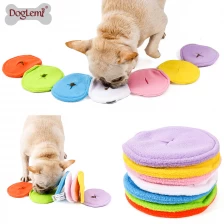 China Macaron sniffing dog toys manufacturer