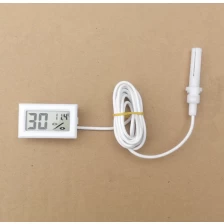 China TMP-10-1 Digital Portable Thermometer with Probe manufacturer