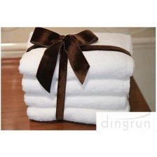 China Puro algodão personalizado toalha de lavagem facial eco-friendly uso do Hotel fabricante