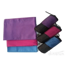 China Suede 100 Polyester Microfiber Travel Towel With Mesh Bag manufacturer