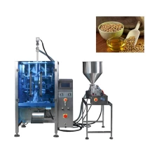 China Multifunctional Automatic 1 Litre Edible Oil Packing Machine For Packaging  Soybeans Oil Pouch manufacturer