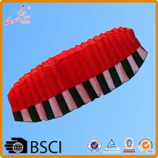 China 2M kitesurf opblaasbare soft power kite voor reclame van de Weifang-fabriek fabrikant