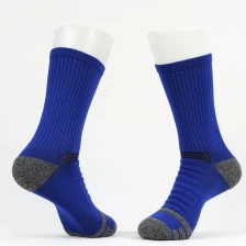 China Simple and fashionable sports socks manufacturer