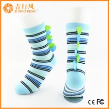 中国 装飾的なソックスサプライヤー卸売カスタム装飾靴下 メーカー