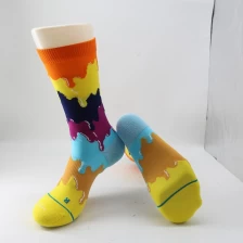 Китай Дизайнерские носки оптом, Cunstom Design Спортивные носки, Спортивные носки Производитель Китай производителя