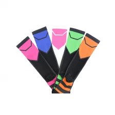 China Mannen Compression Socks Fabrikanten, Soccer Socks Fabrikanten in China, China Sport Running Socks fabrikant