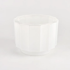 China Luxury customized glass candle jar from sunny glassware manufacturer