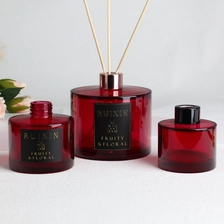 Cina Bottiglie con diffusore rosso Pillar con etichette, tappi e collo a vite produttore