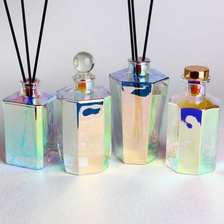 Cina Bottiglie con diffusore in vetro elettrolitico prismato con tappi produttore