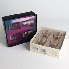 China individuelle Schnapsgläser mit galvanischem Aufkleberdruck und individueller Geschenkbox Hersteller