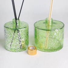 Cina Bottiglia di diffusore in vetro cilindrico a vetro trasparente trasparente verde elettroplato produttore