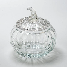 China Large capacity Pumpkin Shaped Glass Candle Jar for Halloween manufacturer