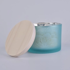China Wholesale Candle Glass Jars With Wooden Lids manufacturer