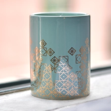 China Hot Selling Cylinder Ceramic Candle Jar With Custom logo Printing manufacturer