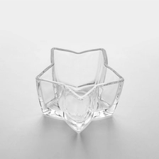 China Abnormal Shaped Star 4oz Wax Filling Glass Candle Jar Portable manufacturer