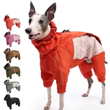 Chine Vêtements d'hiver pour chiens, tissu Composite à trois couches avec Logo personnalisé, hydrofuge de qualité supérieure, collier réglable à Double couche fabricant