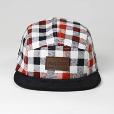 China 5 painel patch de couro Snapback fabricante