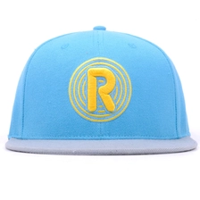 China Aangepaste snapback cap met borduurwerk en katoenweefsel fabrikant