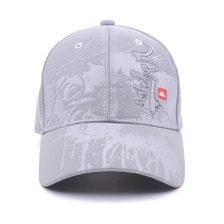 China Baseballcap mit Reißverschlusstasche, Baseballcap-Stickdesign Hersteller