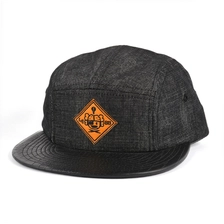 China tampas pretas do snapback, chapéu liso do snapback de 5 painéis fabricante