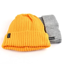 porcelana gorros de invierno lisos personalizados en blanco gorros acrílicos fabricante