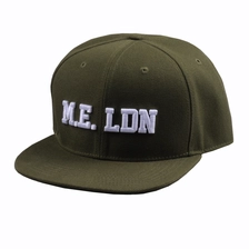 China aangepaste snapback goedkope, 3d borduurmotieven voor hoeden fabrikant