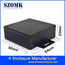 Cina involucro di giunzione in alluminio estruso personalizzato montato a parete per pcb AK-C-B57 23 * 64 * 60 produttore