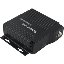 Čína Vehicle Coach mobile dvr  3G 4G WCDMA EVDO CCTV mini 4 camera vehicle dvr výrobce
